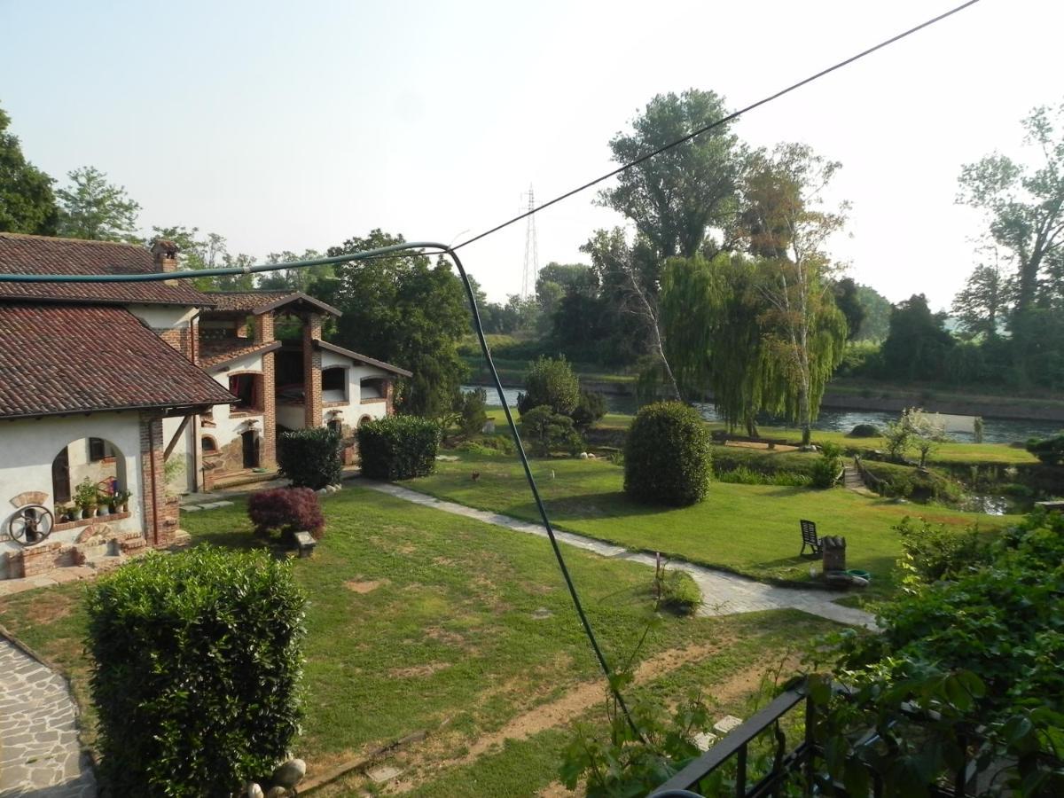Agriturismo Cascina Poscallone 阿比亚泰格拉索 外观 照片