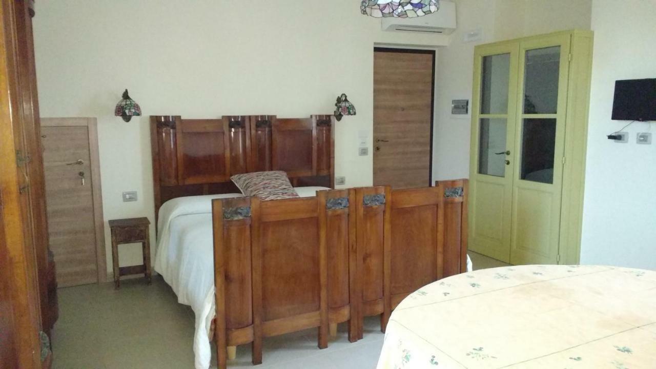 Agriturismo Cascina Poscallone 阿比亚泰格拉索 外观 照片