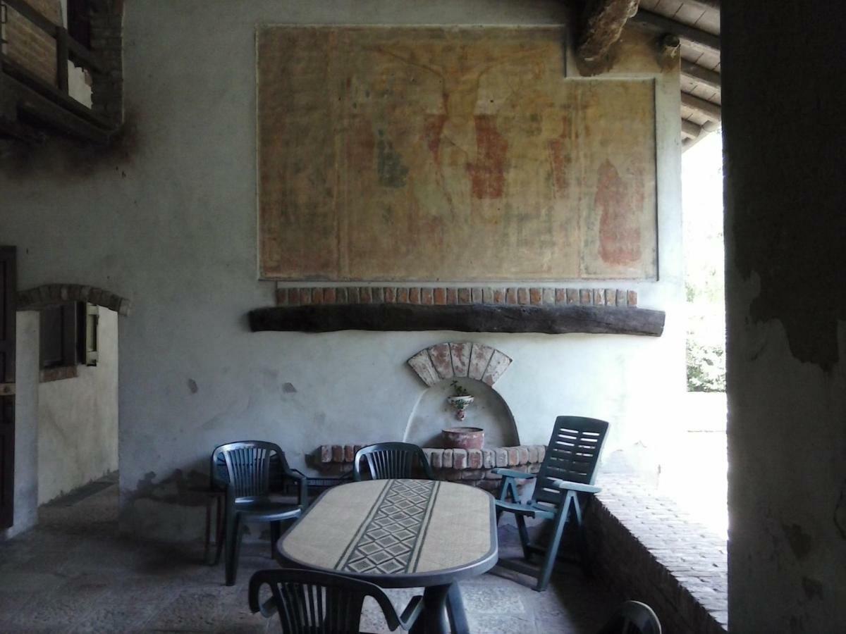 Agriturismo Cascina Poscallone 阿比亚泰格拉索 外观 照片